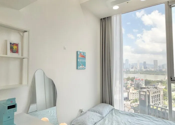 Appartement 아름다운 여의도한강뷰 홍대역9분 합정역1분 한강공원5분 올리브영1분 2qbed *