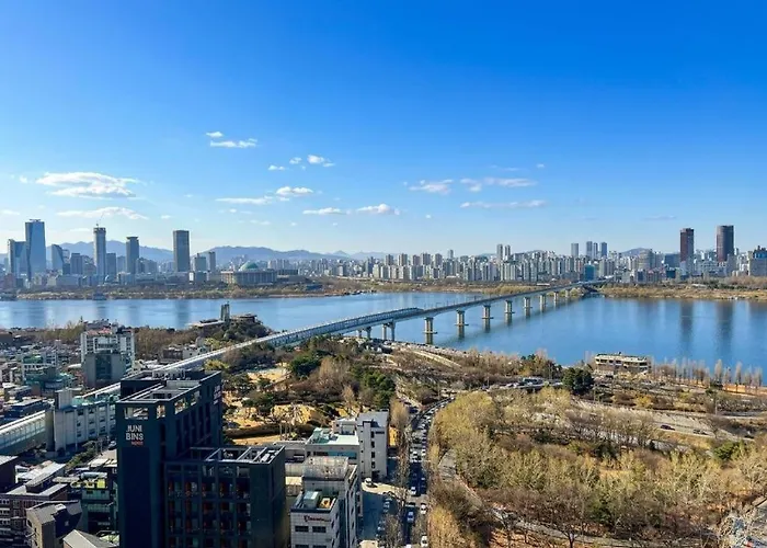 아름다운 여의도한강뷰 홍대역9분 합정역1분 한강공원5분 올리브영1분 2qbed Appartement *