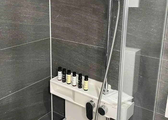 아름다운 여의도한강뷰 홍대역9분 합정역1분 한강공원5분 올리브영1분 2qbed Appartement *